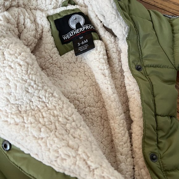 3-6 Months Winter Snowsuit - Picture 2 of 5